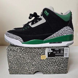Brand New Jordan 3 Retro Pine Green size 12